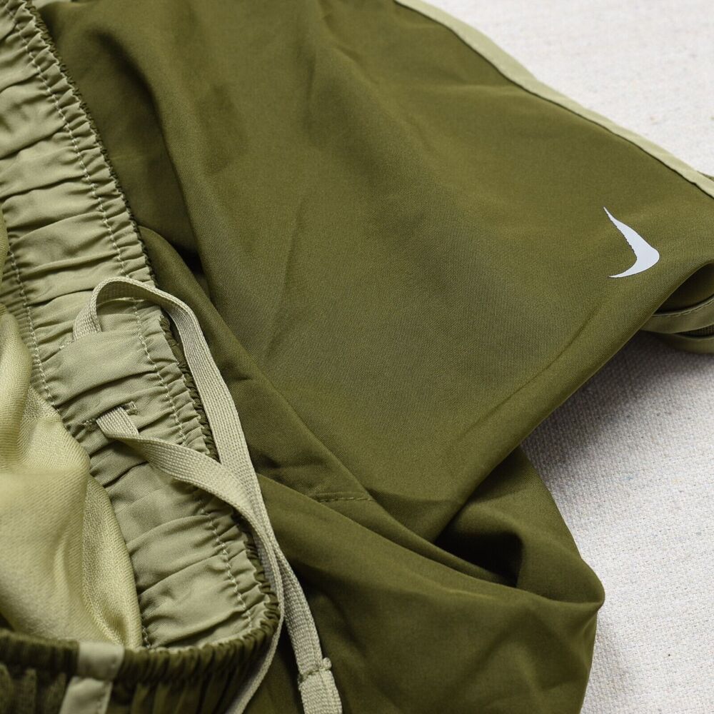Nike Women Athletic Sweat Shorts Run Drawstring Polyester Green Size XS Dri fit - Picture 8 of 8